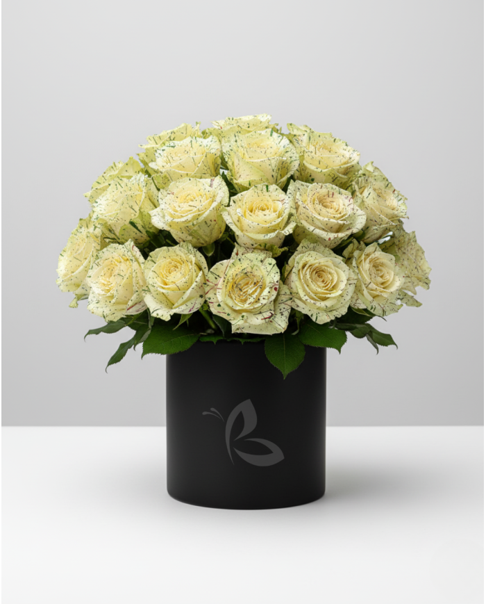 Christmas Confetti Tinted Roses Gift Box Christmas Confetti Tinted Roses Gift Box