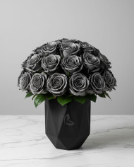 Metallic Black Tinted Roses Gift Box