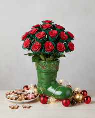 Resilence Tinted Roses Gift Box