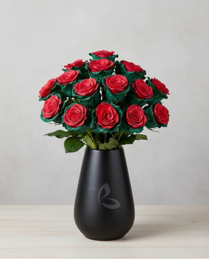 Resilence Tinted Roses Gift Box