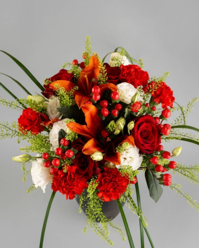 10 - Noble Crimson Bouquet