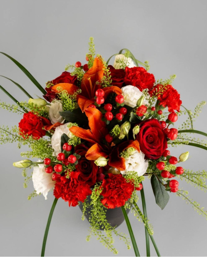 10 - Noble Crimson Bouquet