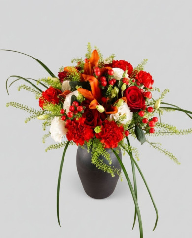 10 - Noble Crimson Bouquet