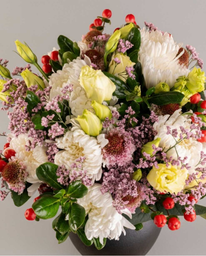 17 - Sweet Meadow Bouquet