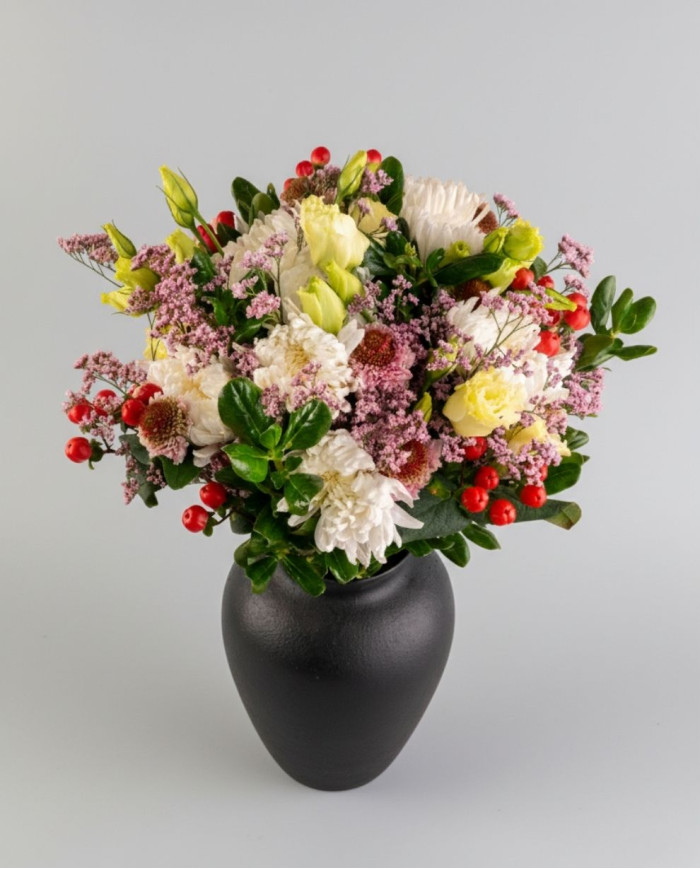 17 - Sweet Meadow Bouquet