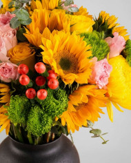 19 - Sweet Scape Bouquet